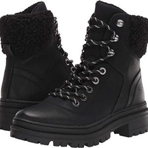 NWT Steve Madden Women's Black Keystone Lace Up Combat Boots